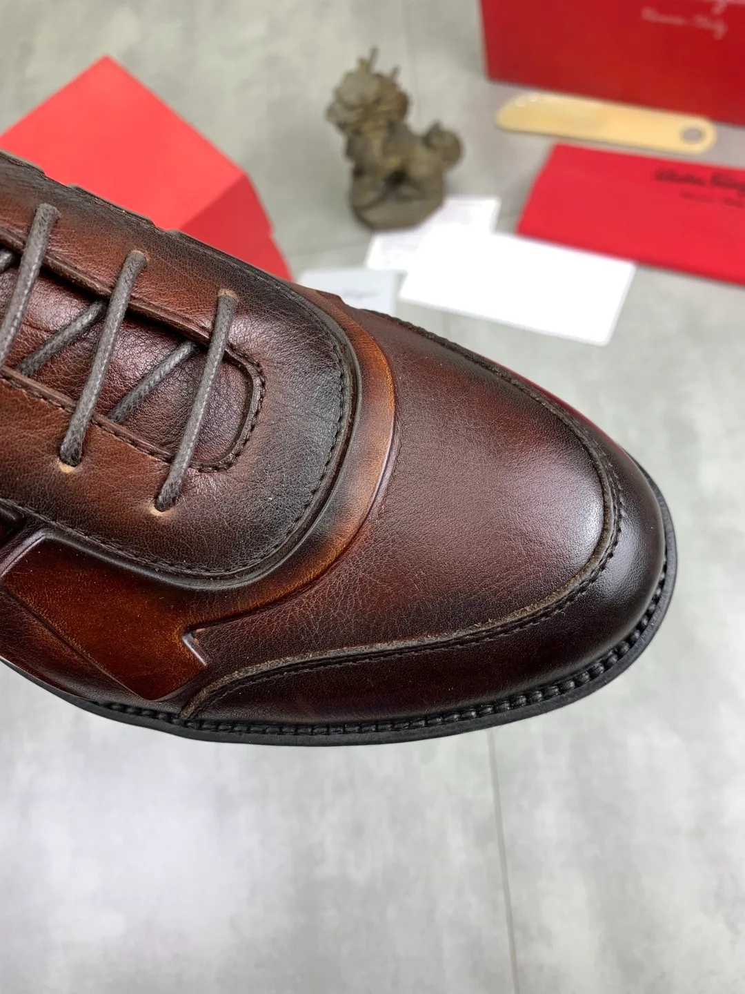 Men's Men's Shoes P560💰[New Style] Water-dyed Niuli 🆘[Salvatore Ferragamo] Ferragamo's latest casual business leather shoes for men! Listed simultaneously! The fabric is made of specially imported original calfskin, the lining is made of imported water-dyed cowhide, and the original combination outsole is absolutely luxurious and leads the fashion trend. Matching code: 39-44 (45 customized) 5️⃣ colors available